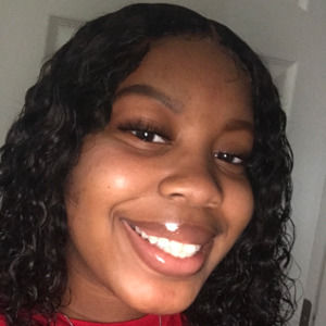 Meet your Posher, Mia wia